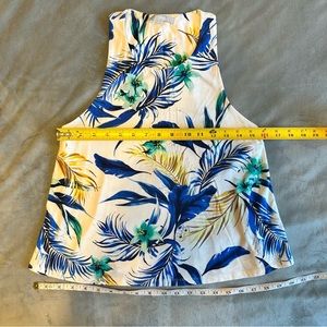 S / NWOT Tart Collections Racerback Swing Tank in Palm Print